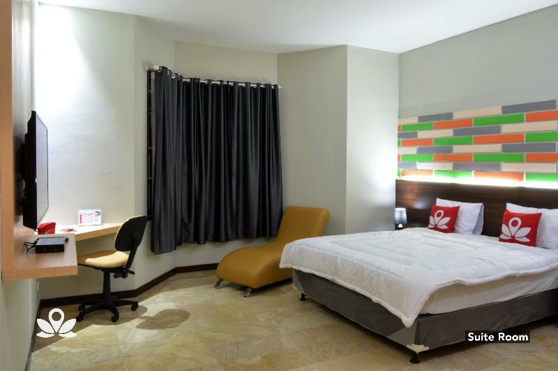 Guest house Zen Cipete Utara 2*
